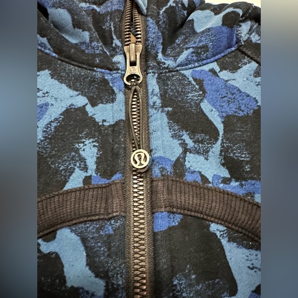 Lululemon: Women’s Full Zip Scuba Hoodie- Size 6 - Picture 6 of 12